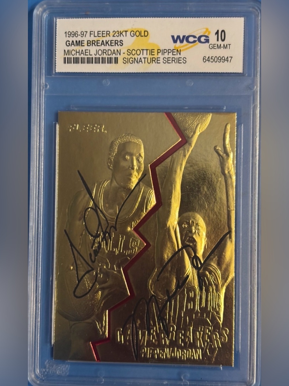Fleer 1996-97 23KT Gold Game Breakers Jordan & Pippen Signature Series
10 GEM MT - Picture 5 of 9